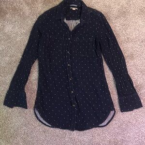 🎉 3 for $20🎉 
Polka dot button down